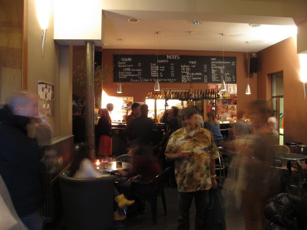 Van Gogh Youth Hostel City Centre Saint-Josse-ten-Noode ห้อง รูปภาพ