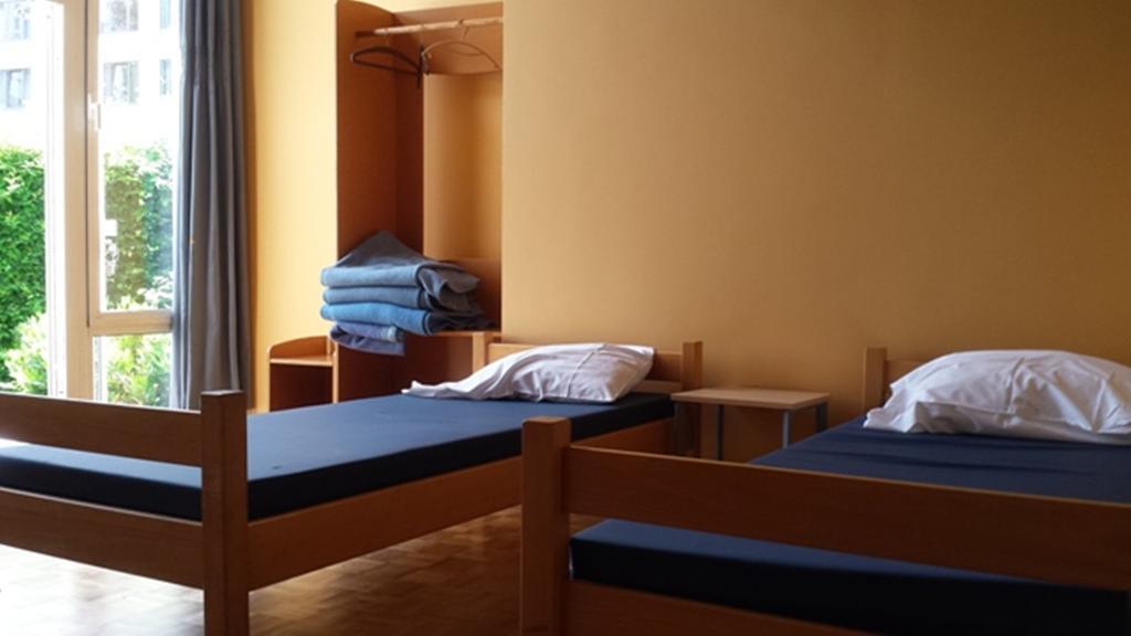 Van Gogh Youth Hostel City Centre Saint-Josse-ten-Noode ภายนอก รูปภาพ