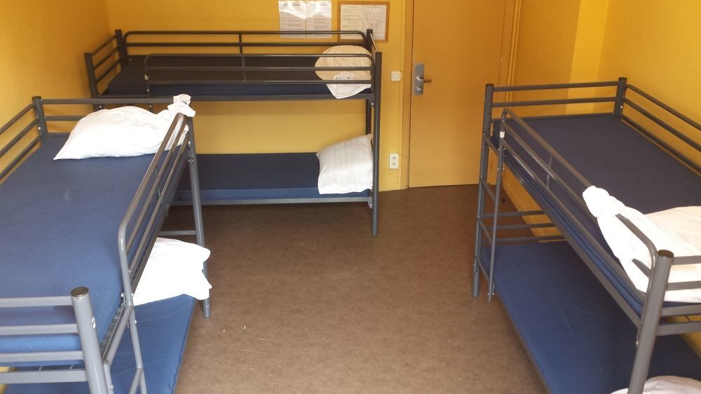 Van Gogh Youth Hostel City Centre Saint-Josse-ten-Noode ภายนอก รูปภาพ